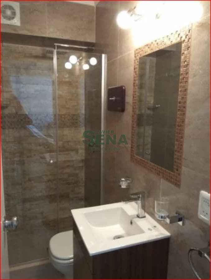 Alquiler de apartamento en Aidy Grill, 2 dormitorios, baño, balcon, cerca de todo.