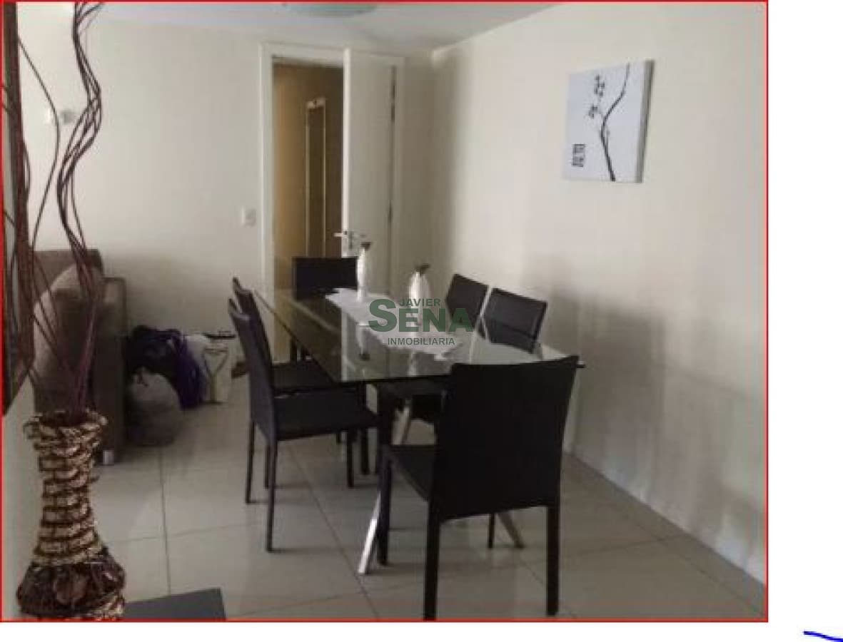 Alquiler de apartamento en la Peninsula, 3 dormitorios, 2 baños, buena vista.