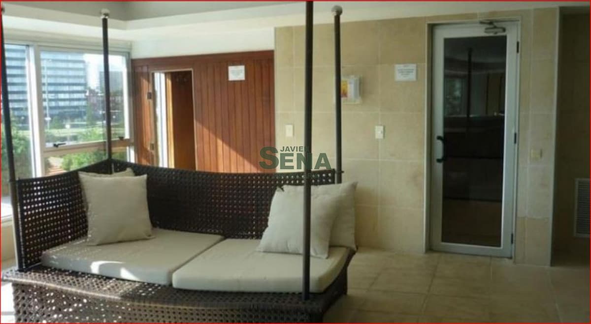 Alquiler de apartamento en la Mansa, 2 dormitorios, 2 baños, linda vista al mar y servicios.
