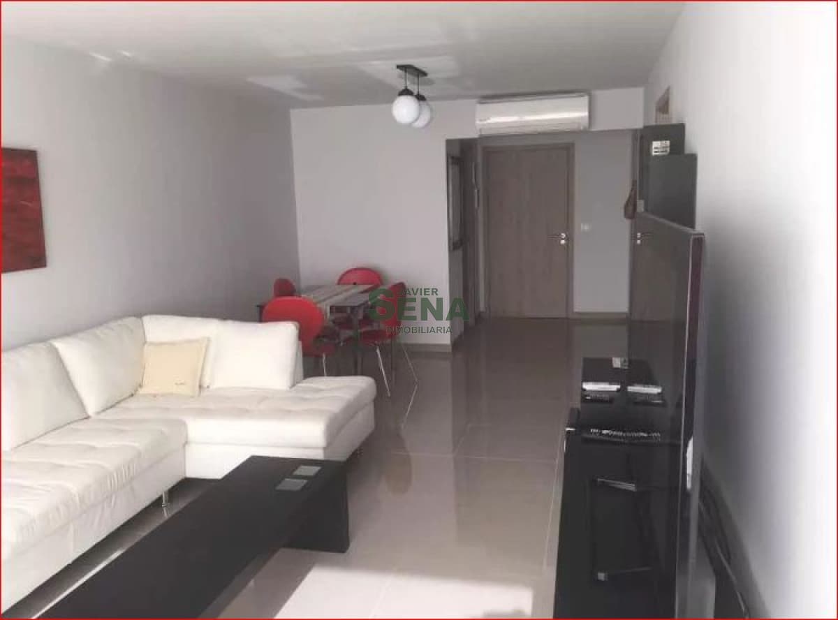 Alquiler de apartamento en la brava, 2 dormitorios, 3 baños, piscina, servicios, gran vista.