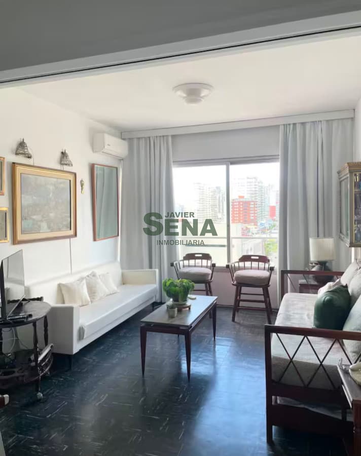 Venta de apartamento en la Peninsula, 1 dormitorio, baño, con vista.