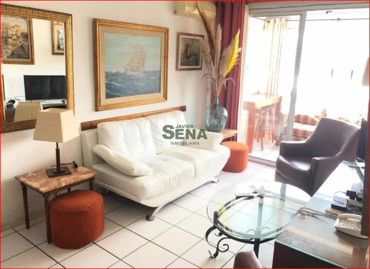Alquiler de apartamento en la Roosevelt, 3 dormitorios, 2 baños, piscina, cerca de todo.