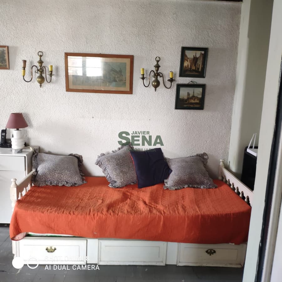 Alquiler de mono ambiente en la Peninsula, lindo mono ambiente, baño, cerca de todo.