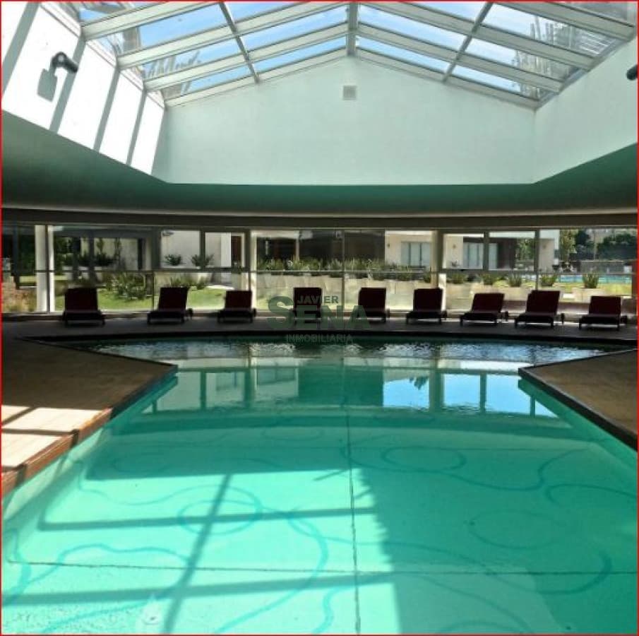 Alquiler de apartamento en la Roosevelt, 1 dormitorio y medio, baño, piscina, balcon, buena vista.