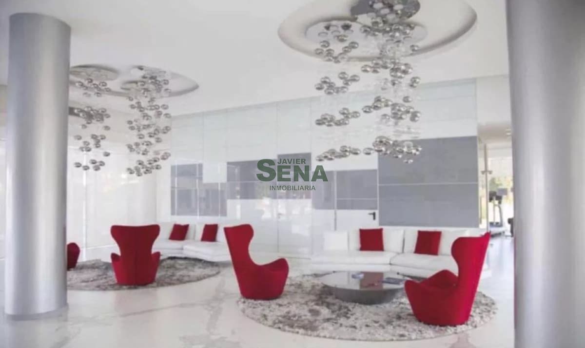 Venta de apartamento en la Mansa, 2 dormitorios, 2 baños, linda vista, pileta, servicios.-