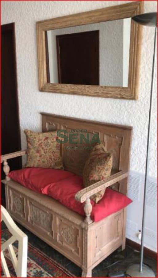 Alquiler de apartamento en la brava, 1 dormitorio, baño, piscina, servicios y buena vista.