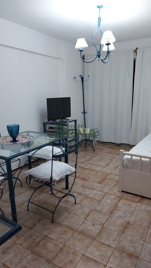 Alquiler temporal de apartamento de un dormitorio capacidad  4 personas en peninsula.