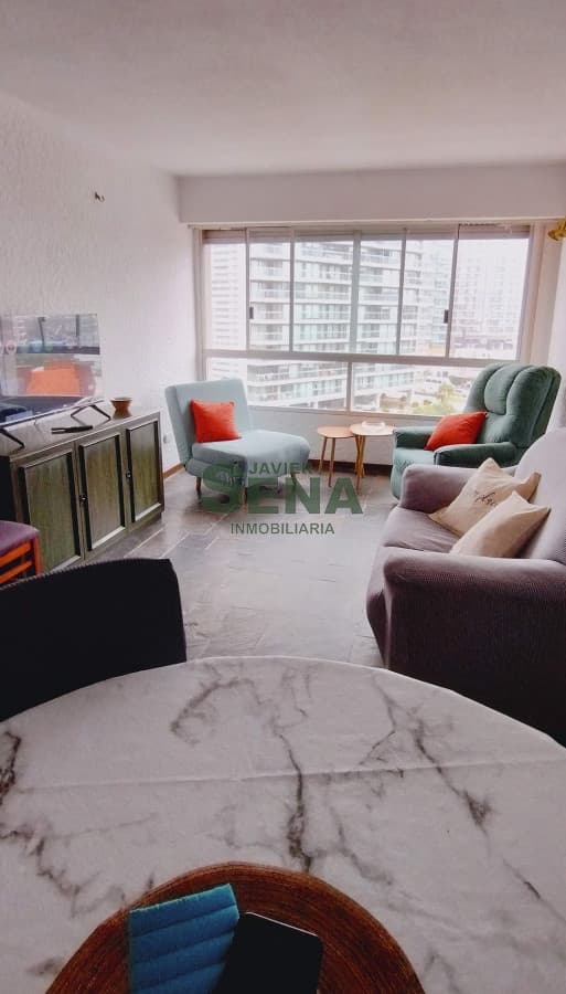 Venta y alquiler de apto en la brava, 1 dormi, baño, vista, piscina, servicios.