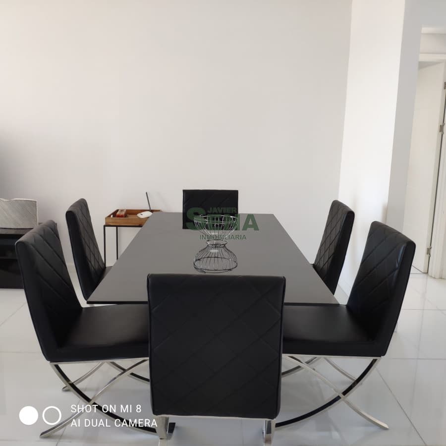 Venta  de apartamento en la Mansa, 3 dormitorios, 4 baños, piscina y gran vista.