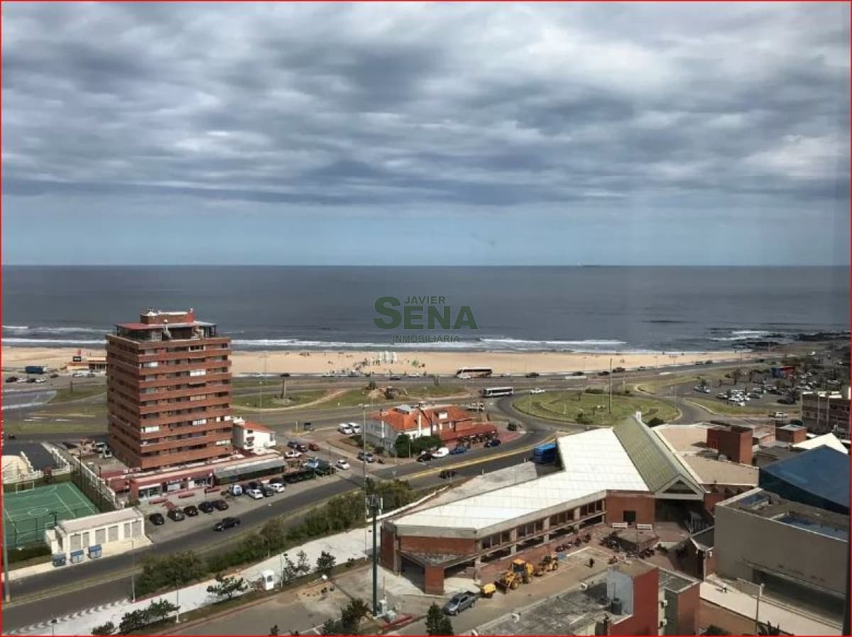 Apartamento ID.167558 - Alquiler de apartamento en la brava, 3 dormitorios, 2 baños, balcon, gran vista al mar.
