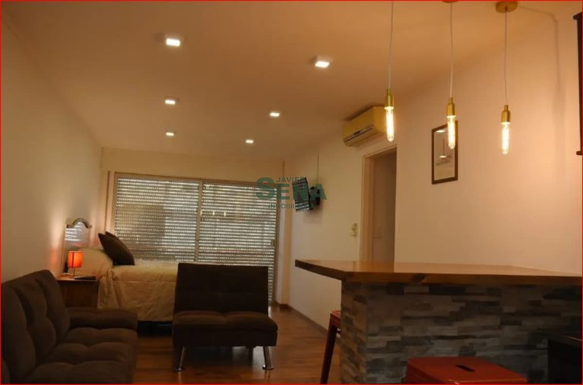 Alquiler de apartamento en la peninsula, mono ambiente, baño, cerca de todo.
