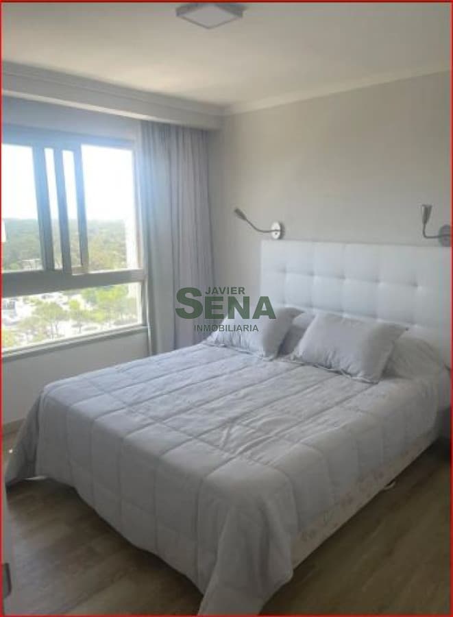 Alquiler de apartamento en la Roosevelt, 1 dormitorio, baño, piscina, servicios a estrenar.