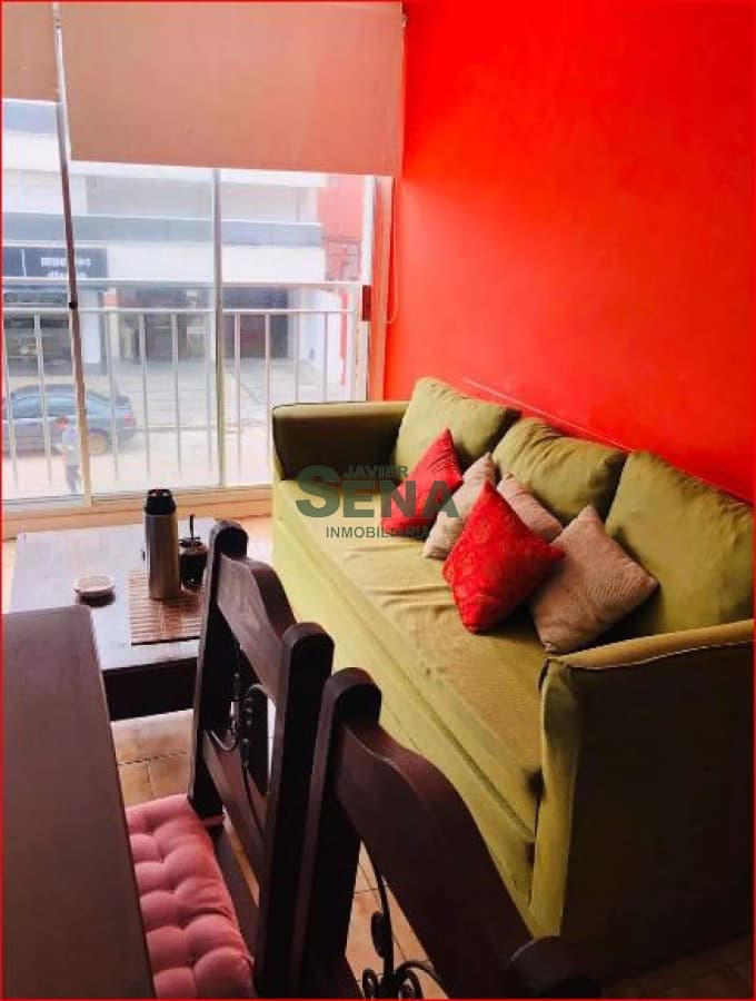 Apartamento ID.167554 - Alquiler de apartamento en la Peninsula, de 1 dormitorio, baño, a un paso de todo.