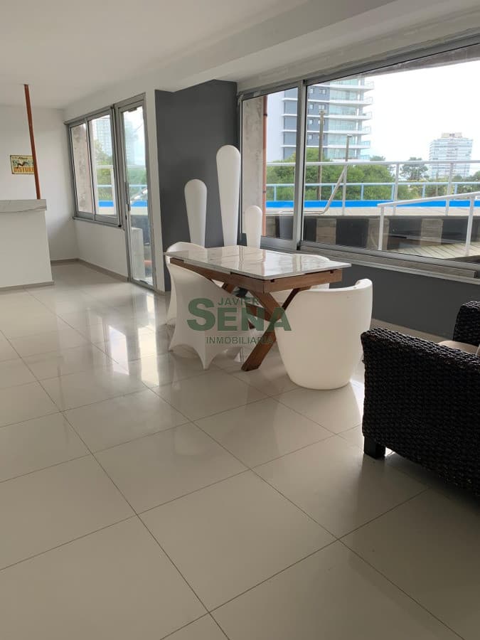 Venta de apartamento Roosevelt, 2 dormitorios, 2 baños, en edificio con amenities