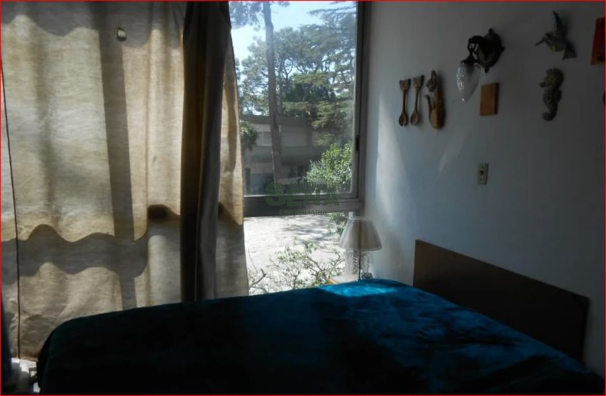 Venta de apartamento en la mansa, monoambiente, baño, piscina.
