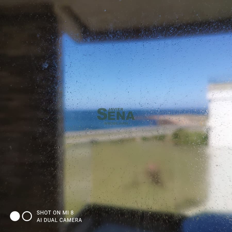 Venta  de apartamento en la Mansa, 3 dormitorios, 4 baños, piscina y gran vista.