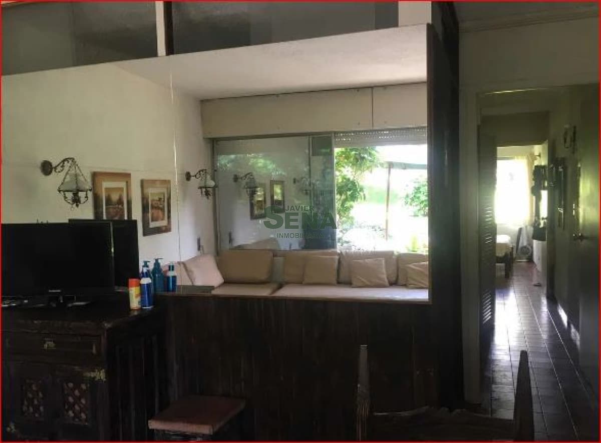 Venta de apartamento en la Mansa, 1 dormnitorio y medio, baño, piscina, parque.