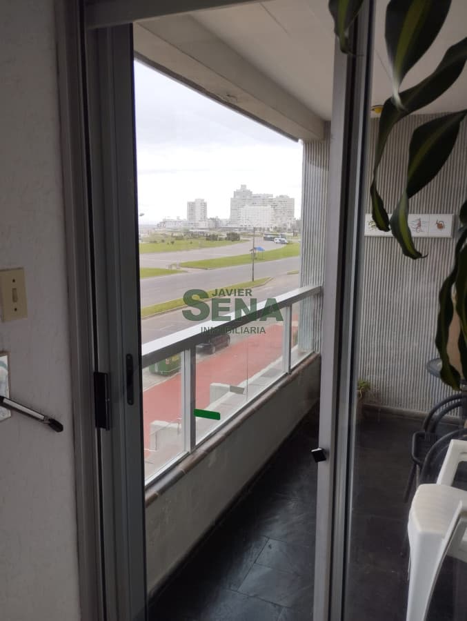 Alquiler de apartamento en la brava, 1 dormi en Parada 2, baño, cerca de todo