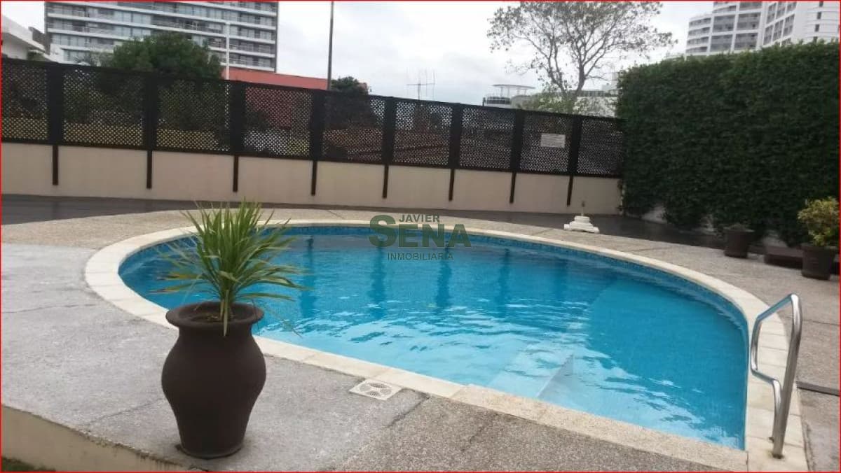 Alquiler y venta en la Mansa, 2 dormitorios, 2 baños, con piscina, y servicios.