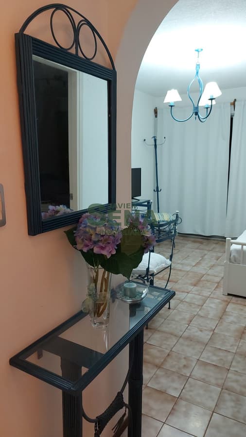 Alquiler temporal de apartamento de un dormitorio capacidad  4 personas en peninsula.