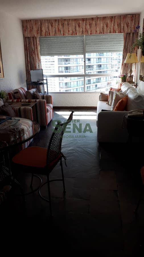 Alquiler de apartamento en la brava, 1 dormitorio, baño, piscina, linda vista.