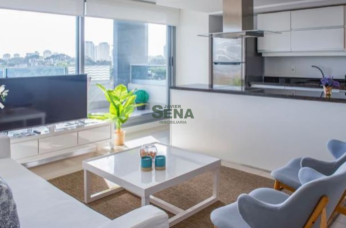Venta de apartamento en la Brava, 3 dormitorios, 2 baños,  con todas las amenities.