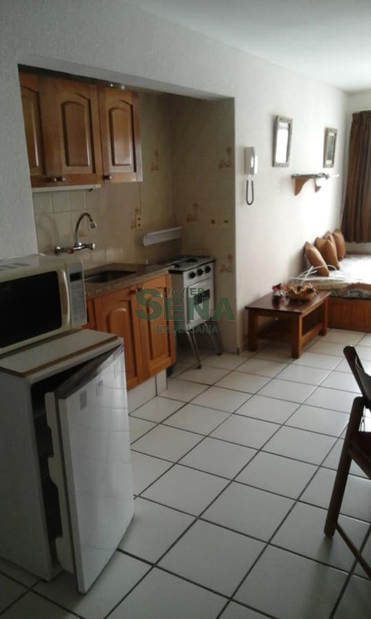 Venta y Alquiler en la Mansa, Monoambiente con servicios, pileta, parrilla.