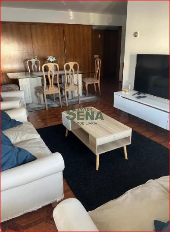 Venta de apartamento en la Peninsula, 3 dormitorios, 4 baños, buena vista.