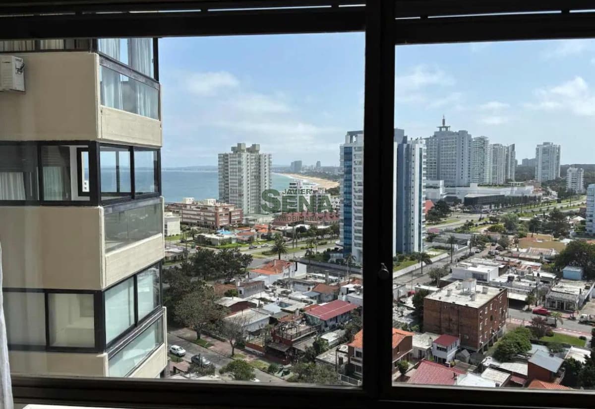 Alquiler apto en Brava, con 3 dormi, 2 baños, gran vista y terraza al mar