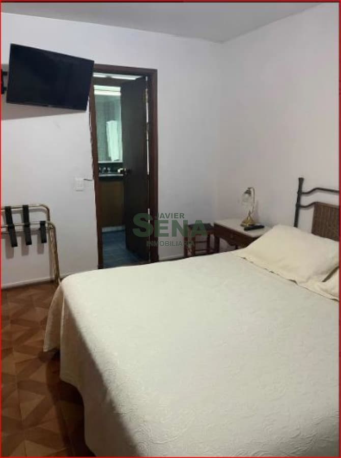 Venta de apartamento en la Peninsula, 3 dormitorios, 4 baños, buena vista.