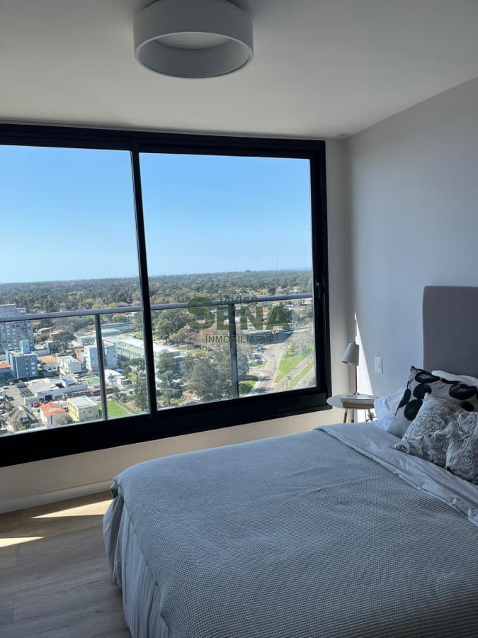 Venta de hermoso apartamento en la Roosevelt, 2 dormitorios, baño, en edificio a estrenar con todas las amenities.