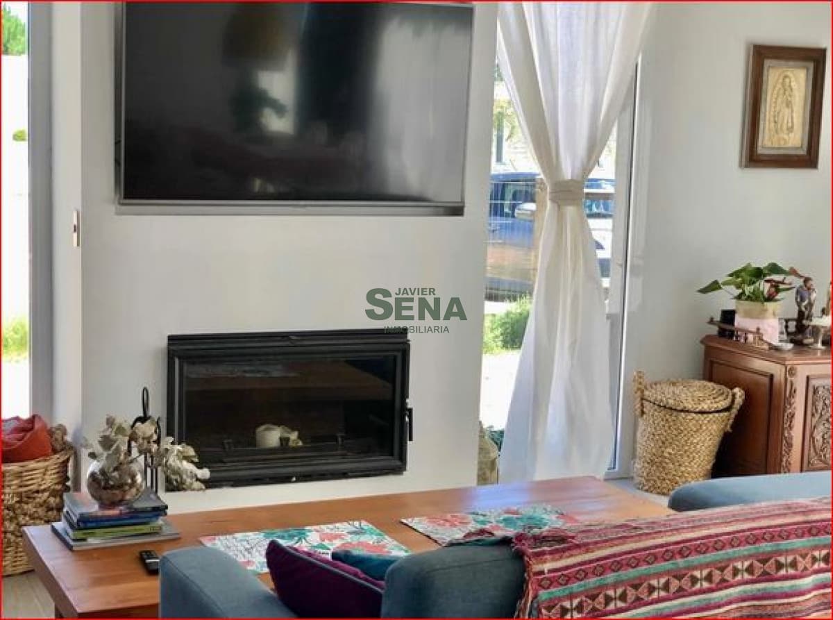 Alquiler de casa en Brio Privado, 3 dormitorios, 2 baños, piscina, seguridad con servicios.