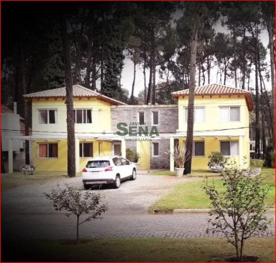 Alquiler en complejo solanas, 3 dormitorios, 2 baños, piscina, gran parque.