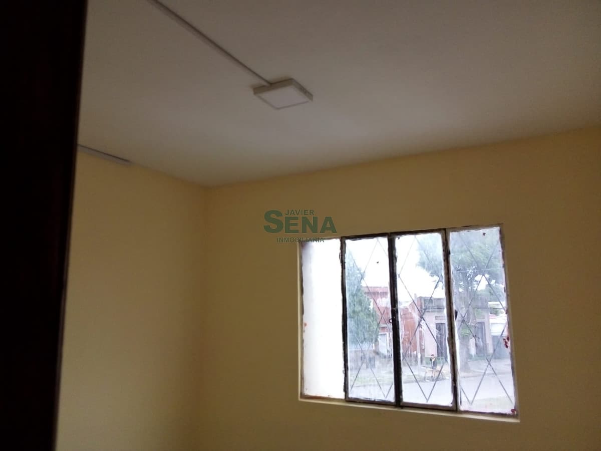 Venta de casa en la Union Montevideo, 2 dormitorios, 2 baños.