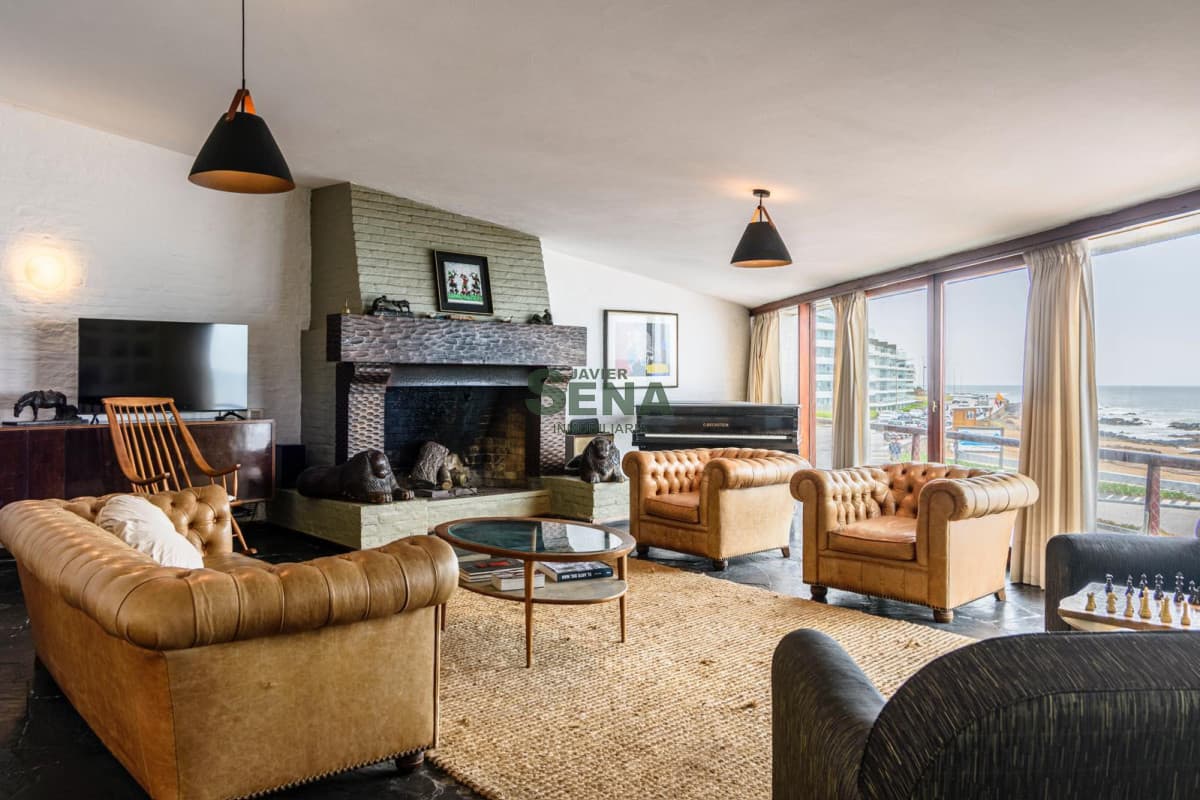 Venta y alquiler de casa en la peninsula, 6 dormitorios, 5 baños, gran vista.