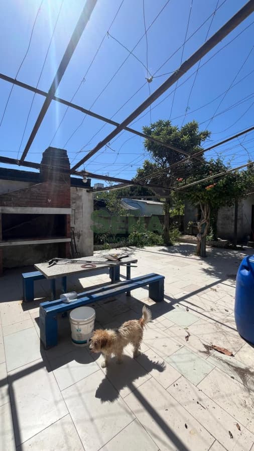 Venta de casa en maldonado, 3 dormitorios, 2 baños, buena casa.