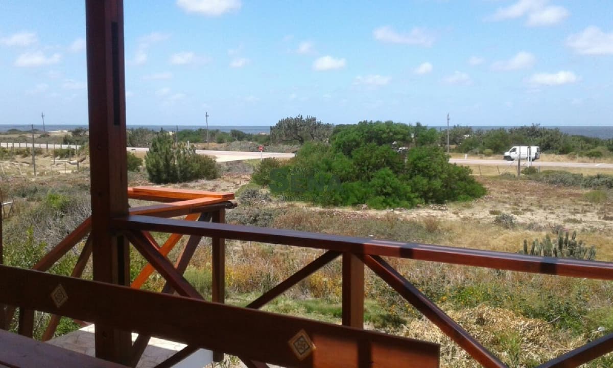Brio. Buenos Aires, 3 dormitorios, 3 baños,  Lindo lugar con vista al Mar.