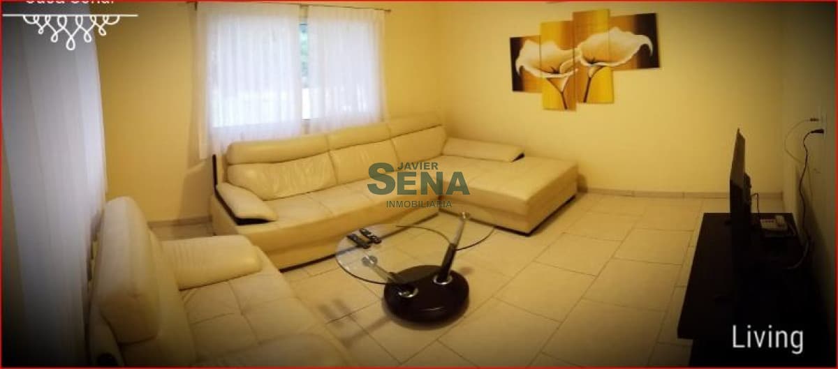 Alquiler de casa en Solanas, 3 dormitorios, 2 baños, piscina, bosque.