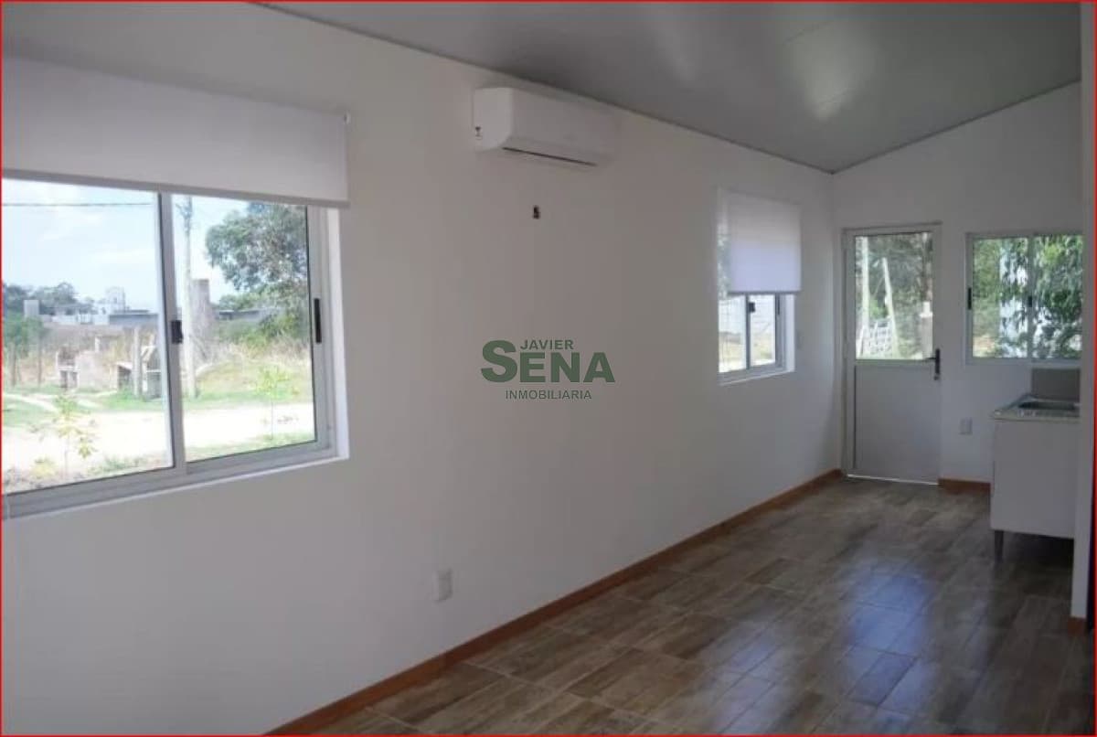 Venta de casa en Brio Buenos Aires, 2 dormitorios, baño, cerca del mar.