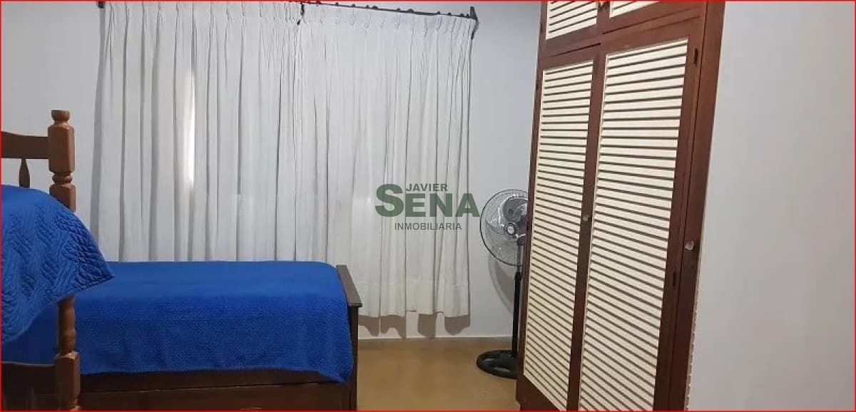 Alquiler de casa en la manasa, 3 dormitorios, 3 baños, cerca del mar y con buen entorno.