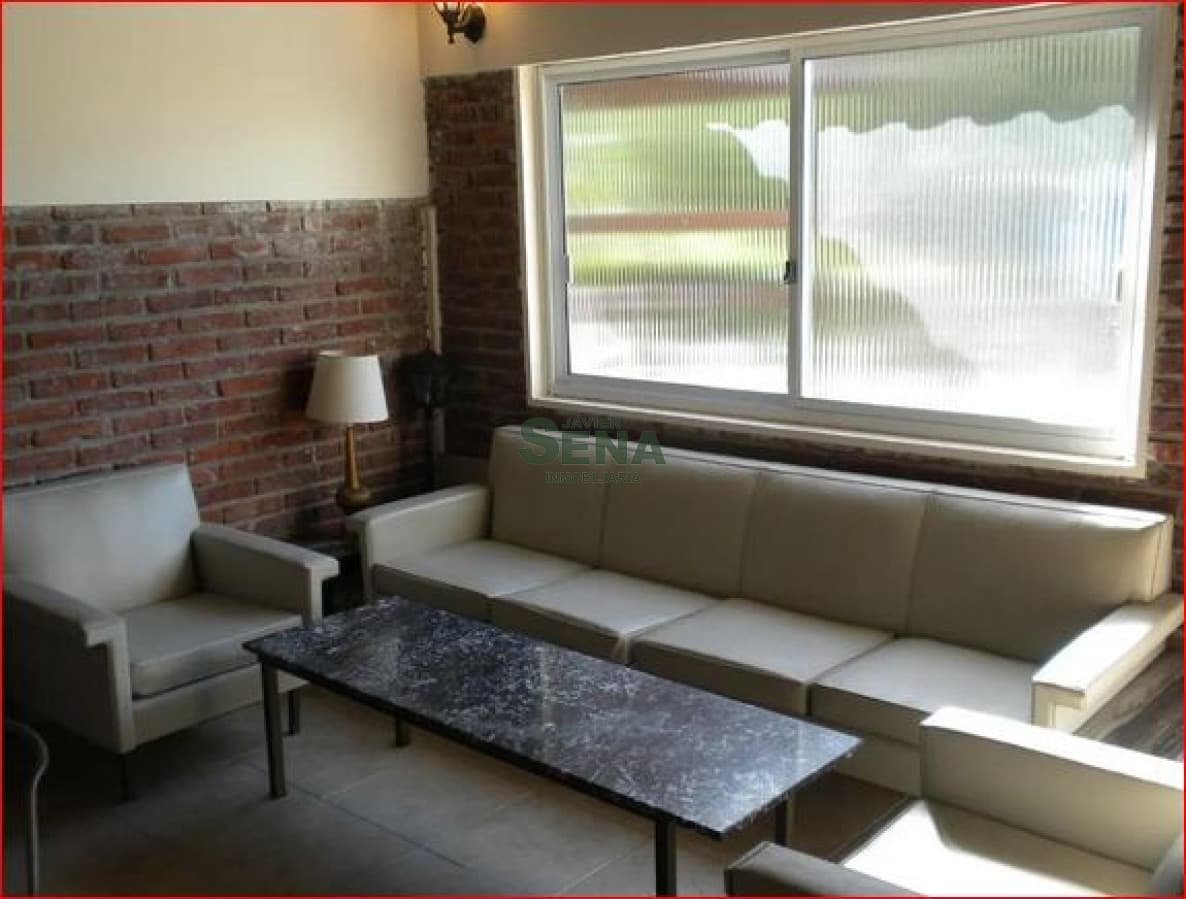 Venta y alquiler de casa en la Mansa, 3 dormitorios, 3 baños, lindo lugar cerca del mar.
