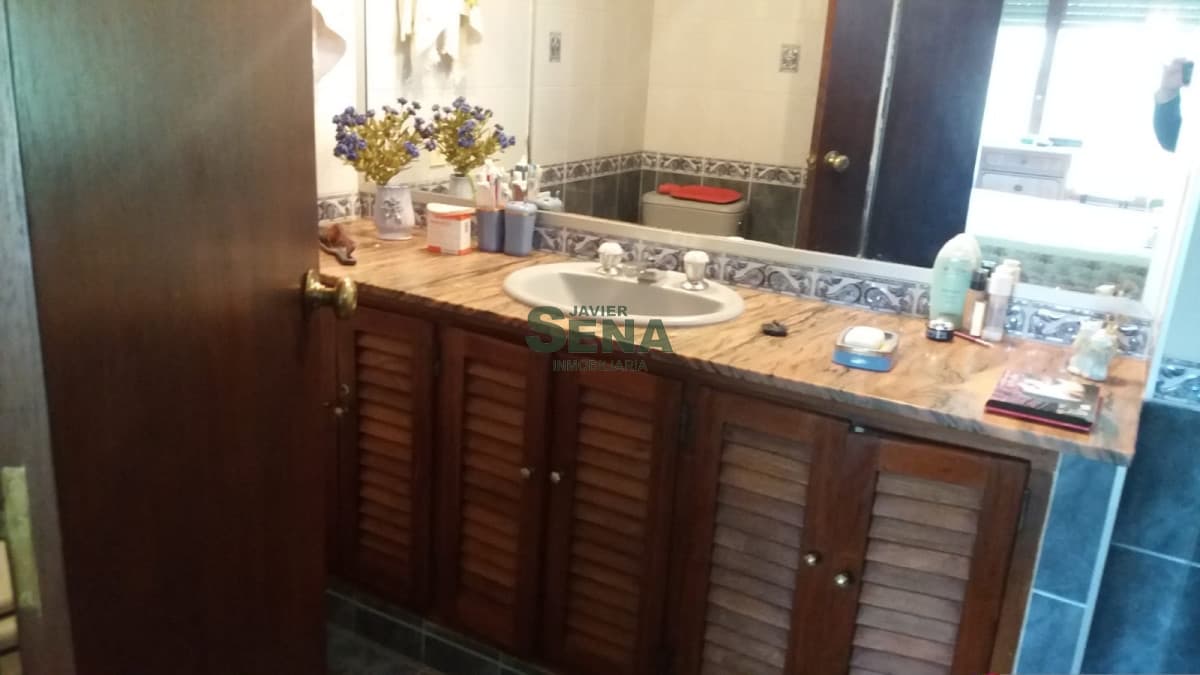 Venta de casa en la Mansa, 4 dormitorios, 6 baños, piscina, cerca del mar.