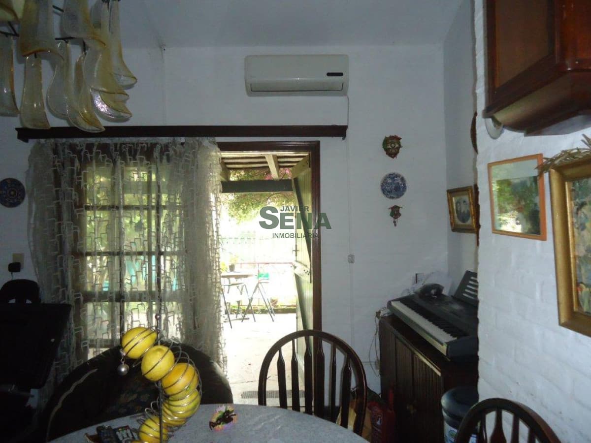 Venta y alquiler de casa en Las Delicias, 2 dormitorios, 2 baños, lindo