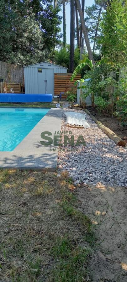 Alquiler de casa en San Rafael, 4 dormitorios, 3 baños, gran lugar.