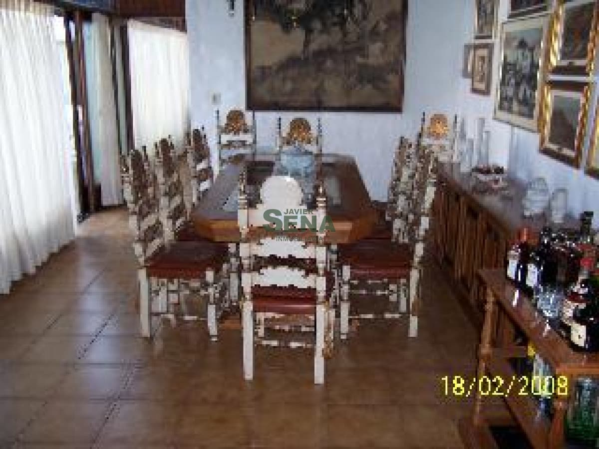 Venta de casa en la Mansa, 3 dormitorio, 4 baños, servicio, piscina