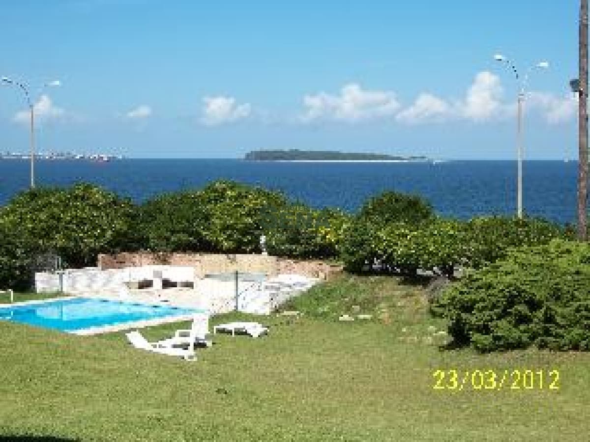 Venta de casa en la Mansa, gran chalet, la mejor vista del Mar, 4 dormitorios en suite, piscina.