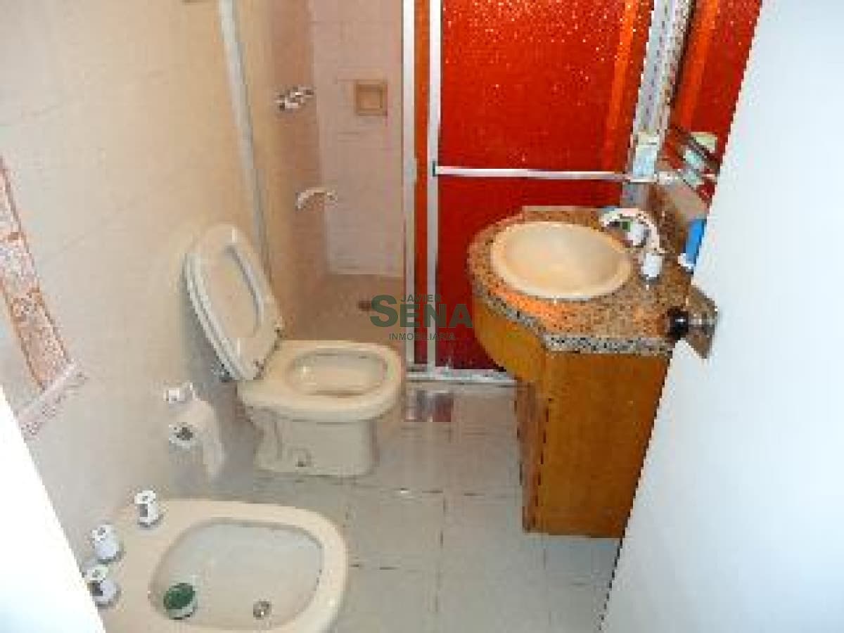 Venta y alquiler de casa Mansa, 3 dormi, 3 baños, 2 cuadras del mar
