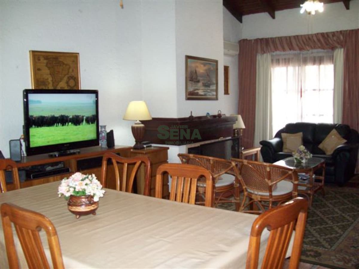 Venta y alquiler en la MANSA, 4 DORMITORIOS, 4 BAÑOS, PARA VERANEAR.