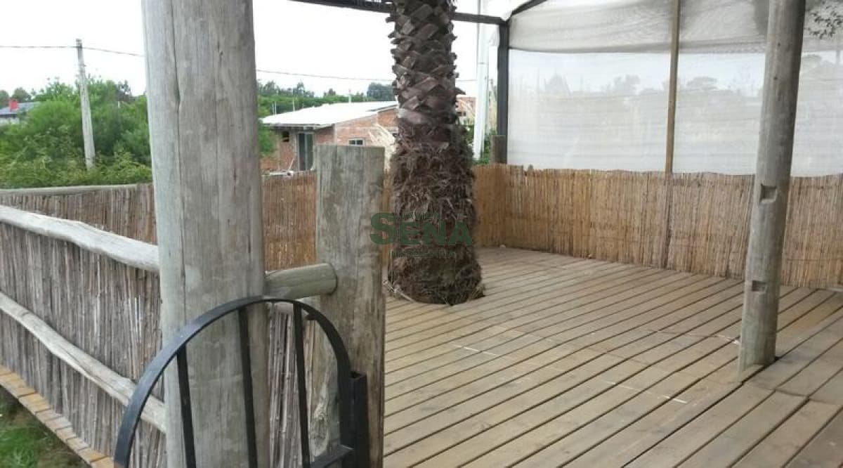 venta de  casa La bota, lindísima casita para veranear, 2 dormitorio, baño.