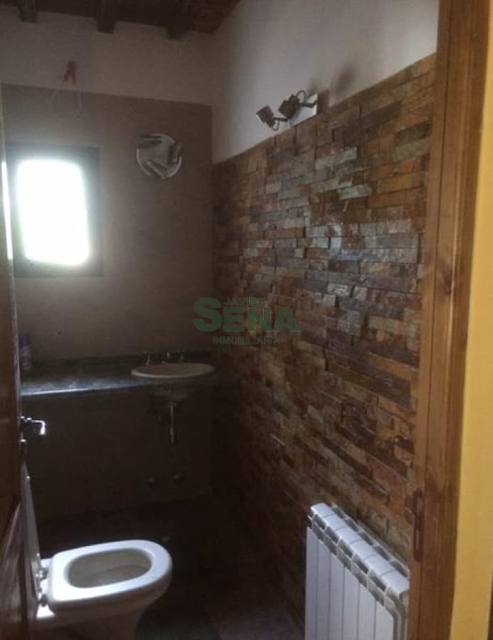 Alquiler de casa en la Mansa, 3 dormitorios, baño,  lindo lugar
